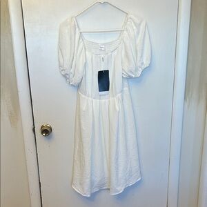 Xierrduo Women’s Dress Size Small NWT